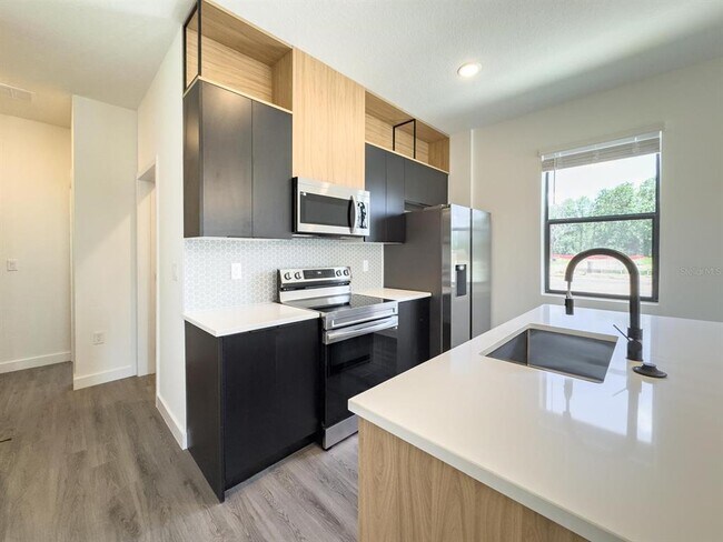 Building Photo - 3229 Energy Dr