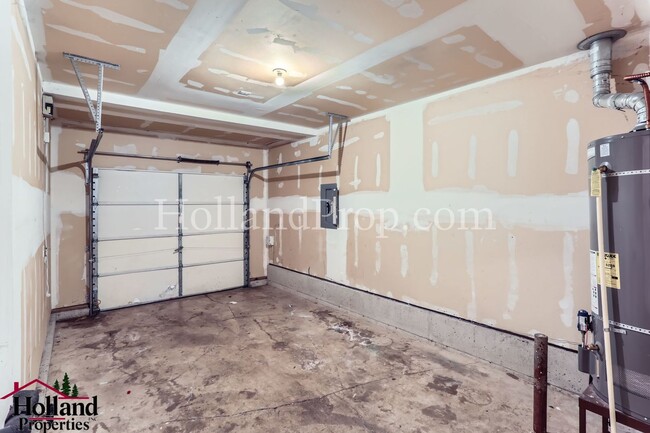 Building Photo - Cozy Comfort in Beaverton – 3-Bed, 2.5-Bat...