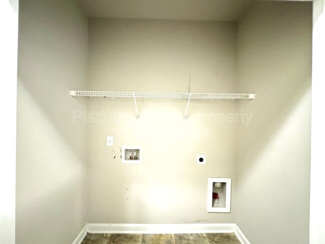 Building Photo - 1471 Brushed Ln