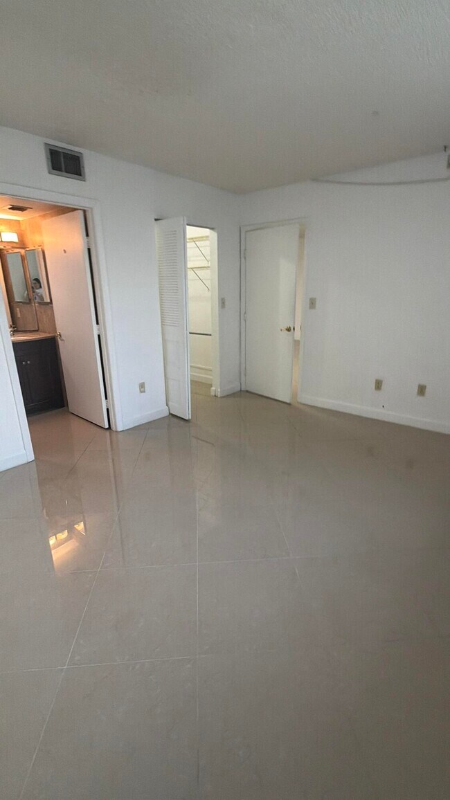 Building Photo - 7380 NW 18th St