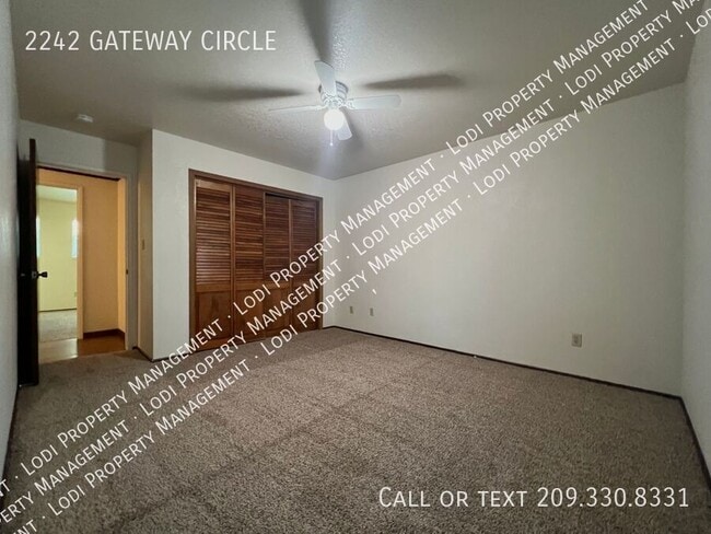 Building Photo - 2242 Gateway Cir
