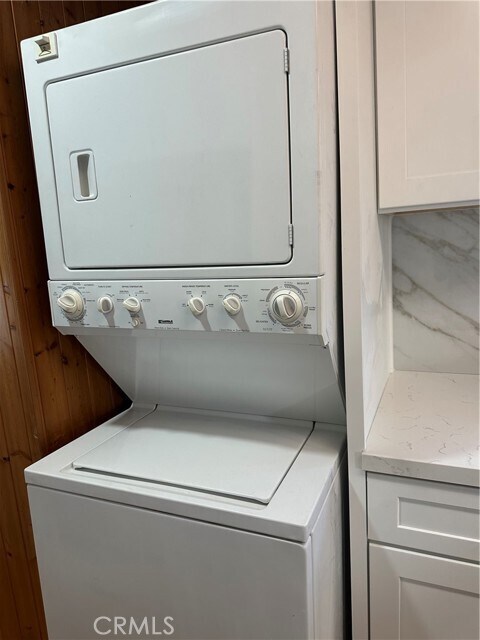 Building Photo - 8621 Salish Rd