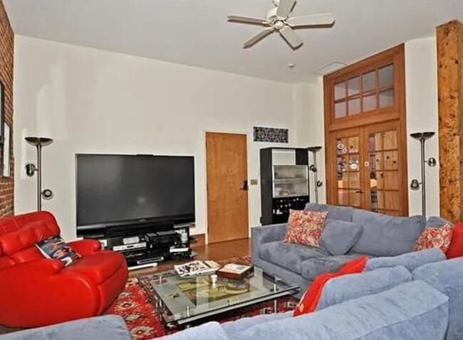 Building Photo - Available November 12