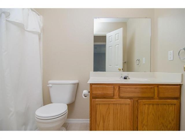 Building Photo - 13109 Fieldstone Rd