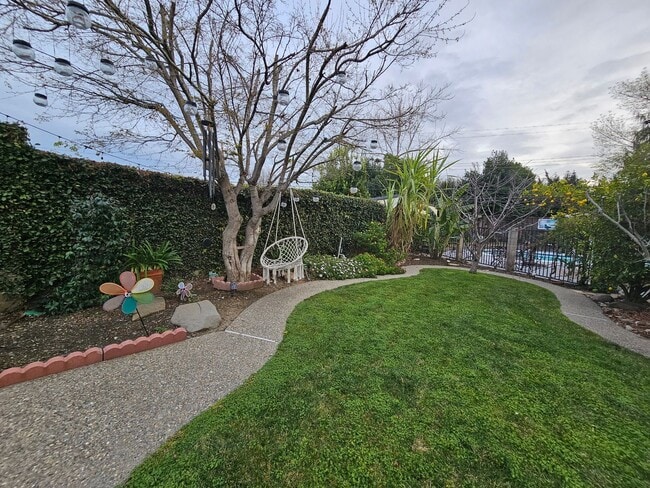 Building Photo - SERENE SYLVAN SANCTUARY - 4 Bed/2 Bath Home w/Private Pool - FREMONT