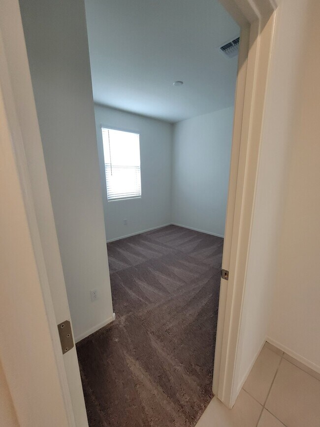 Building Photo - 15257 N Desert Lilac Ln