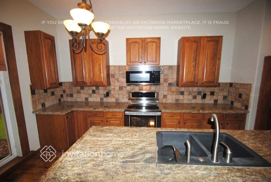 Building Photo - 38744 Lakeview Walk