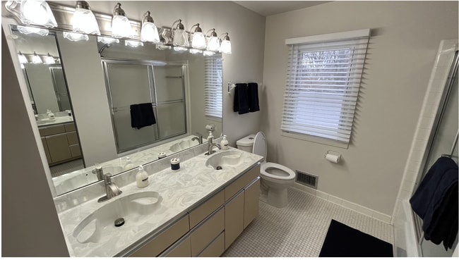 full bath - second floor - 5835 Pinecroft Dr