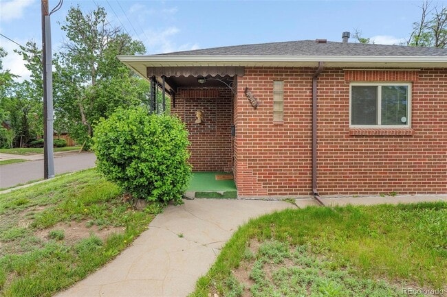 Building Photo - 4546 Lowell Blvd
