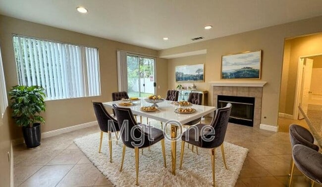 Building Photo - 1980 Olympia Fields Dr