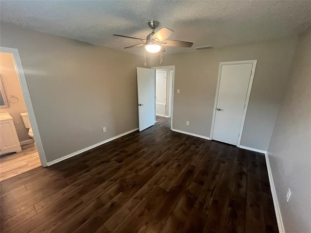 Building Photo - 9233 Prairie Oak Dr