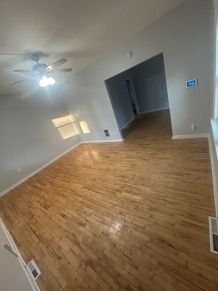 Living room - 40 Moulson St