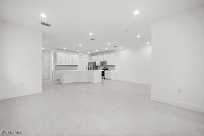 Building Photo - 4286 Sonoma Oaks Dr
