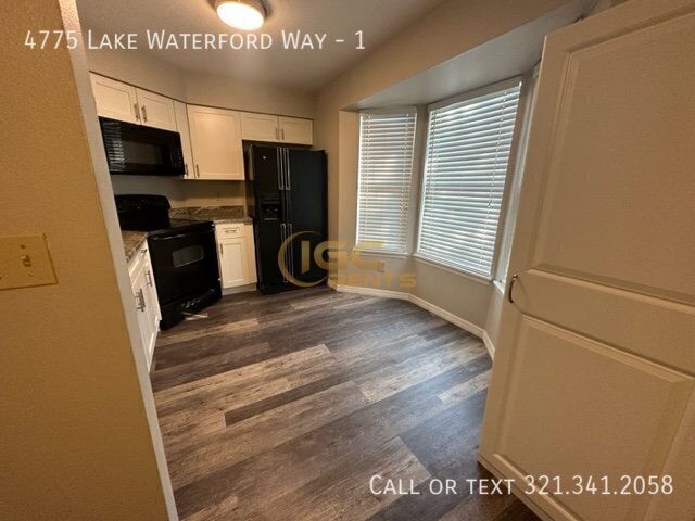 Building Photo - 4775 Lake Waterford Way