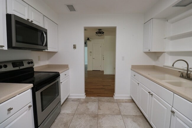 Building Photo - 206 Phoenetia Dr