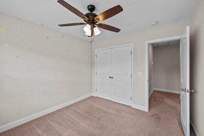 Building Photo - 147 Ainsdale Dr