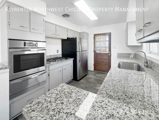 Building Photo - 332 N Smith St