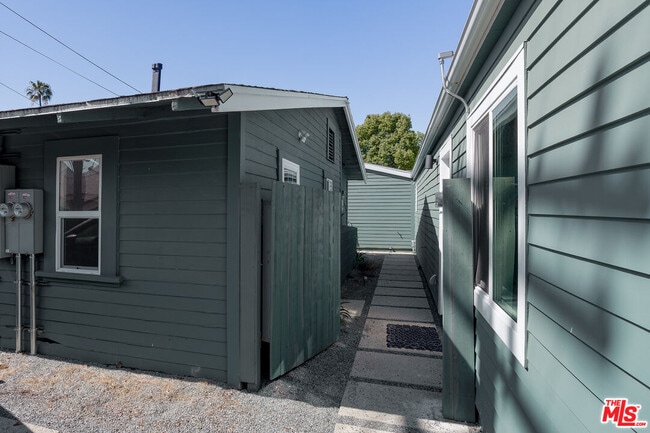 Building Photo - 126 Franklin Ct