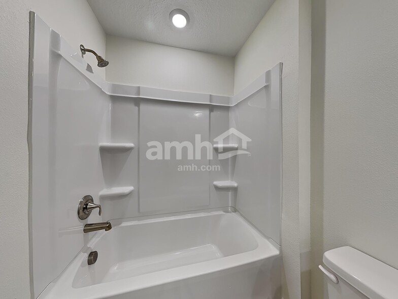 Building Photo - 4759 Tributary Ln