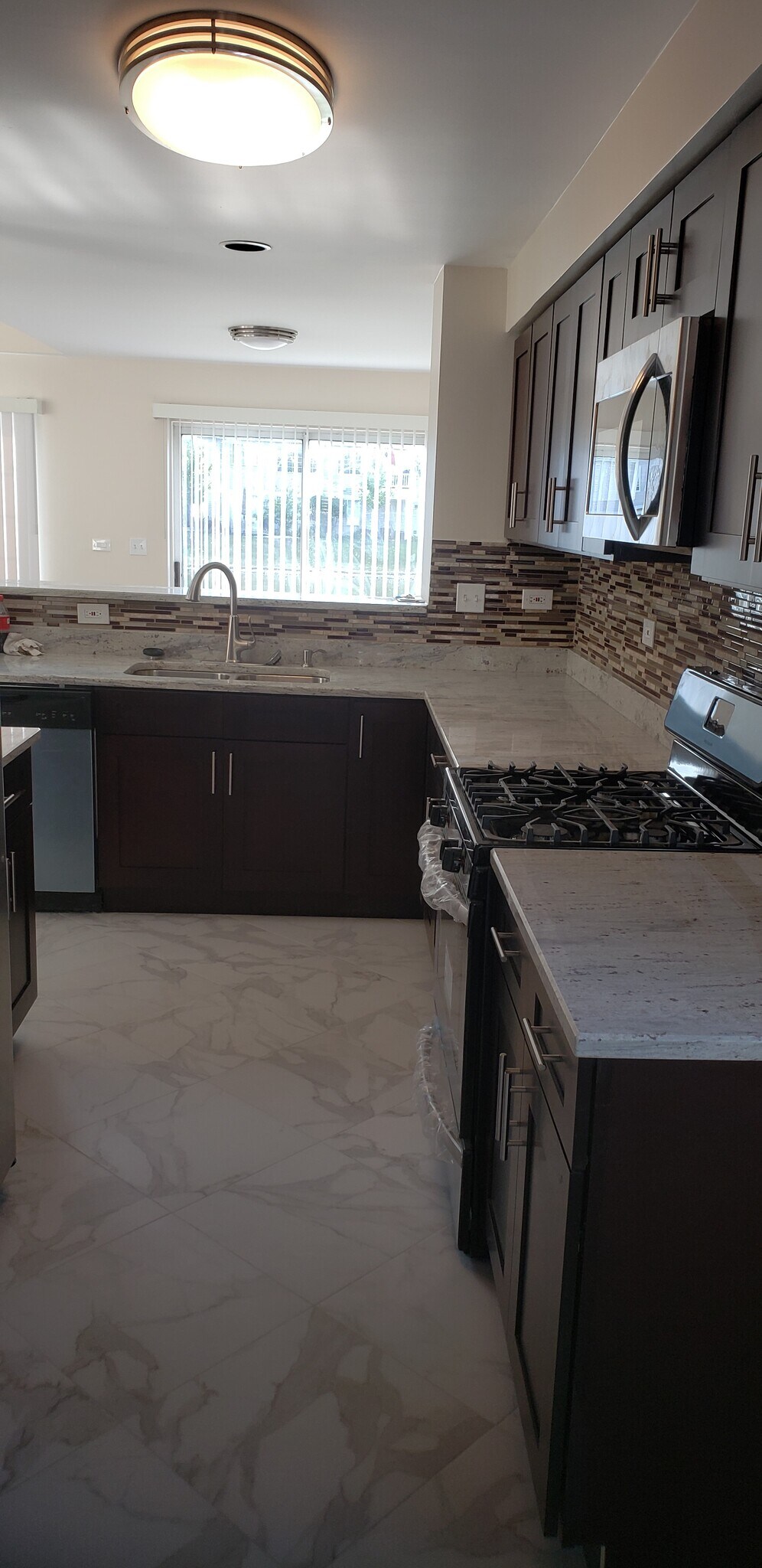 Building Photo - 9030 W Heathwood Cir