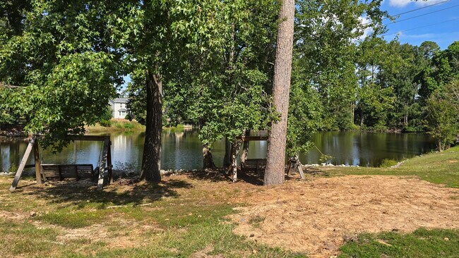 Building Photo - 123 Moss Creek Dr