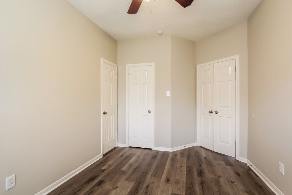 Building Photo - 6615 Bluebottle Ln