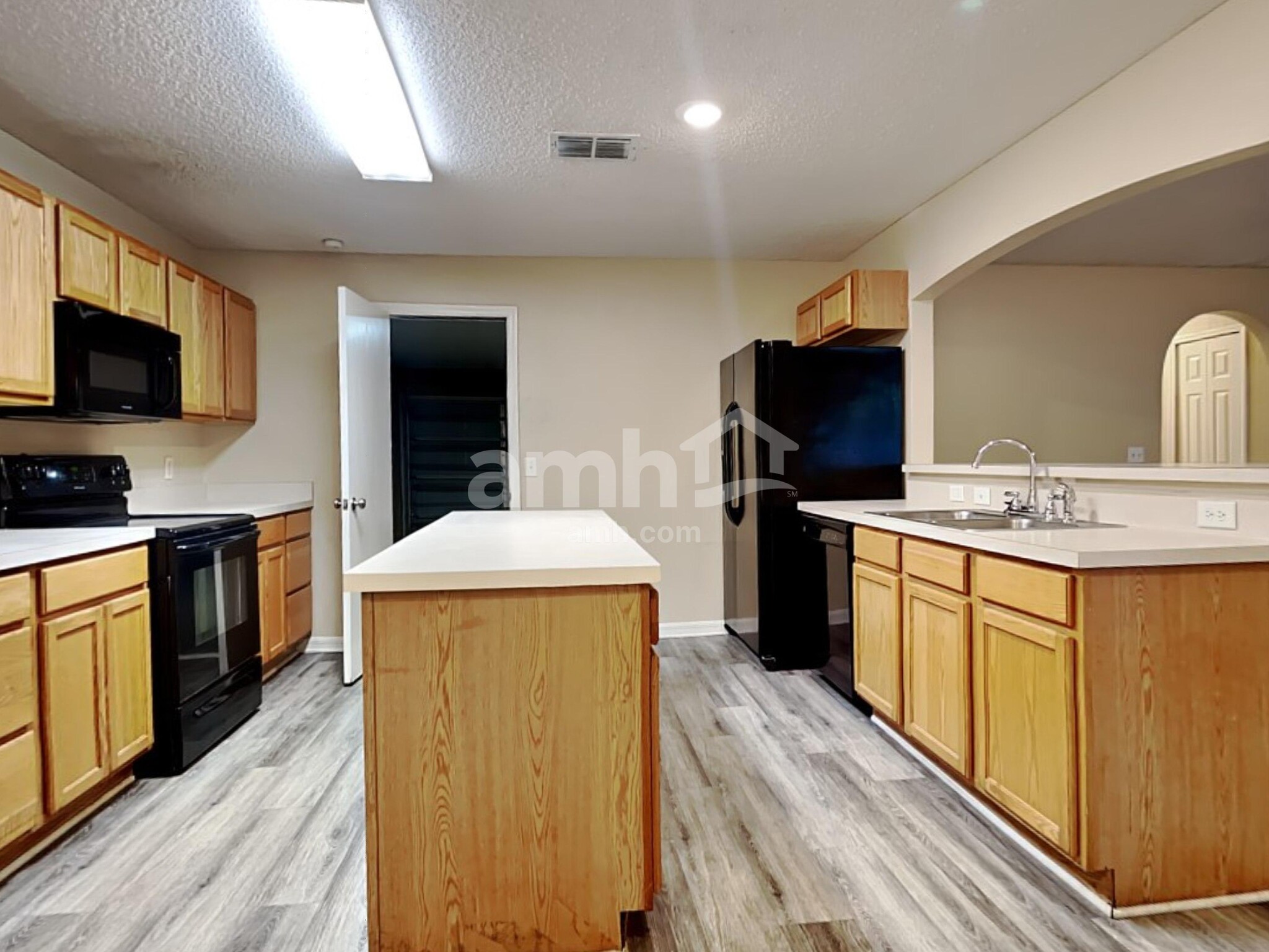 Building Photo - 2126 Wiley Oaks Ln