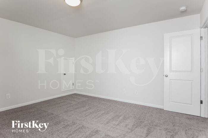 Building Photo - 616 Goldburn Wy