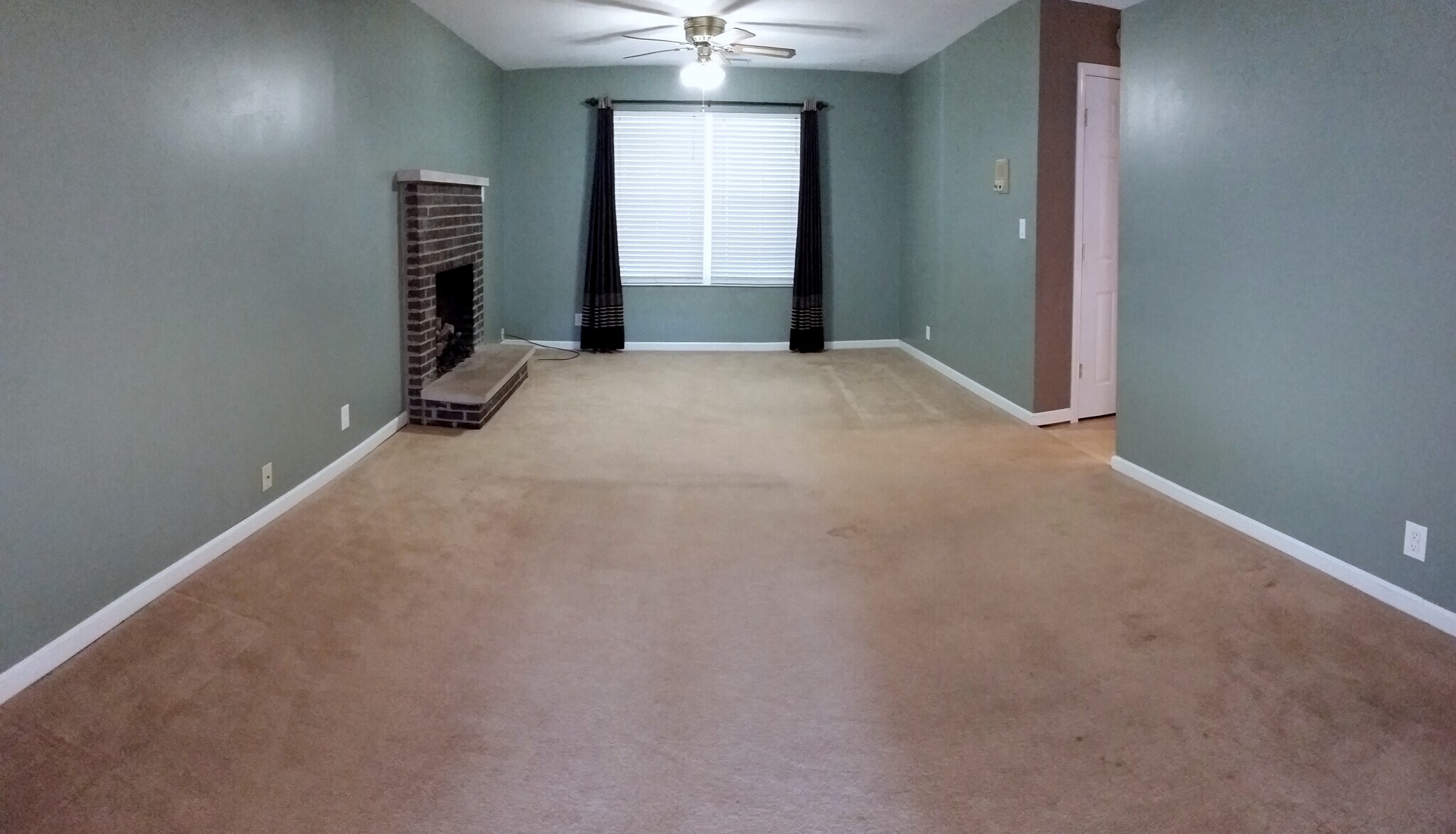 Family Room (Fireplace is Decorative Only/Not for use) - 529 Strawberry Hill Rd