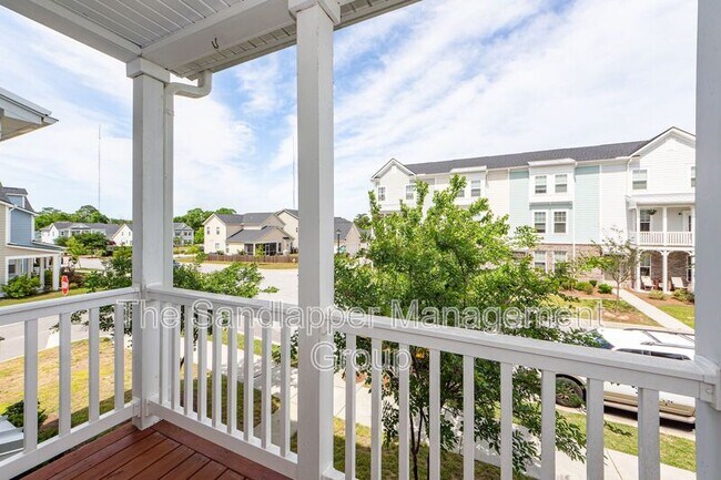 Building Photo - 139 Rowans Creek Dr