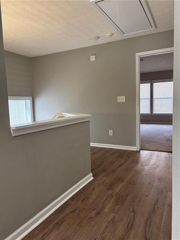 Building Photo - 303 Barberry Pl