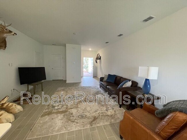 Building Photo - 347 Belfort Ct