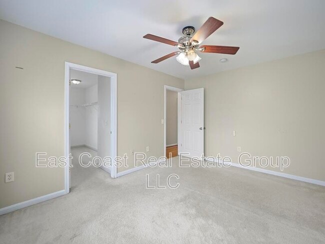 Building Photo - 238 Merrbaugh Dr