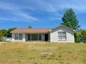 Building Photo - 210 Playa Del Ray Dr