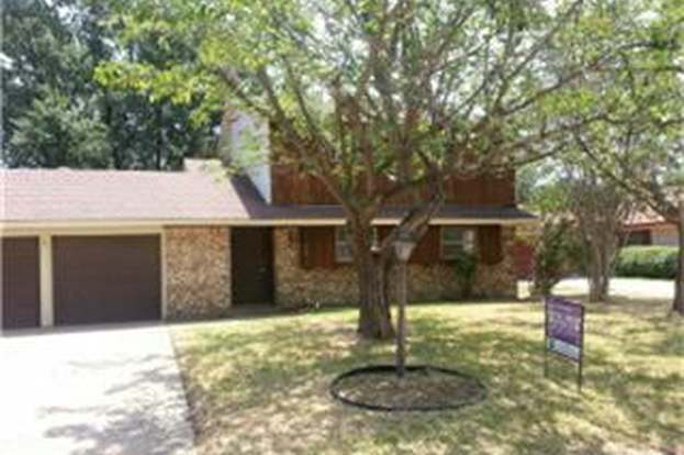 Building Photo - 405 Steeple Ridge Rd