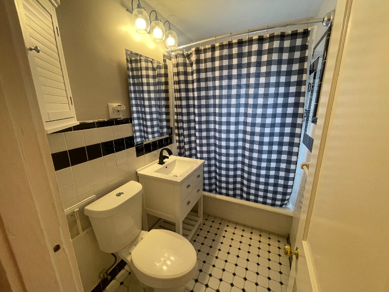 Building Photo - 6637 Murray Rd