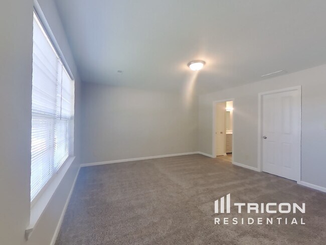 Building Photo - 903 Moonlight Ct