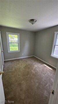 Building Photo - 11825 Avon Ave