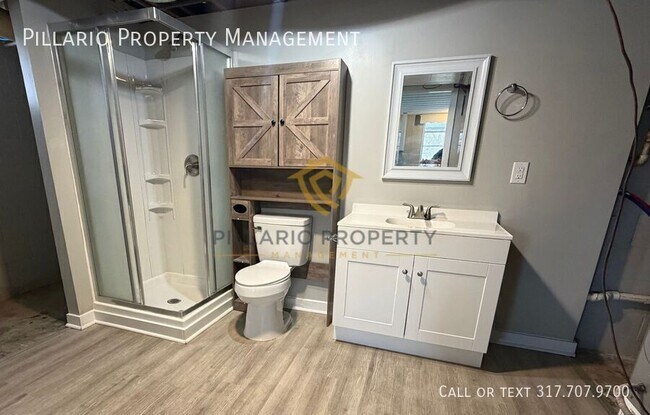 Building Photo - 2338 W 9th St