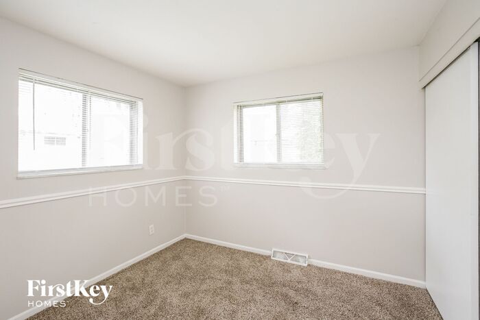 Building Photo - 7414 E 30th St