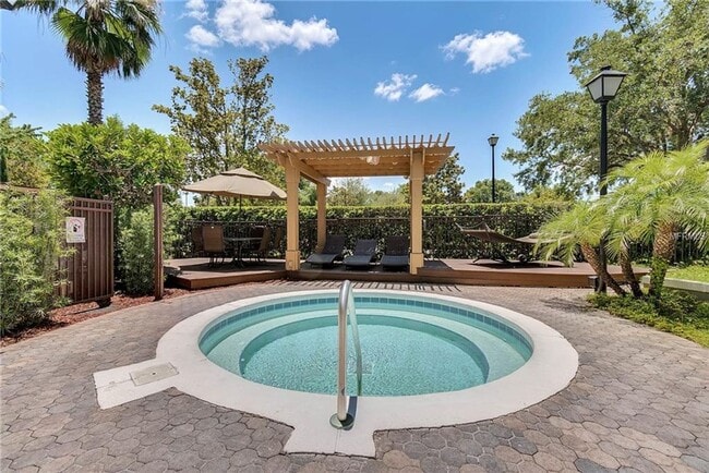 Building Photo - Gorgeous  Forest View, Wood Floors  1/1 condo for RENT @The Crest close to UCF.