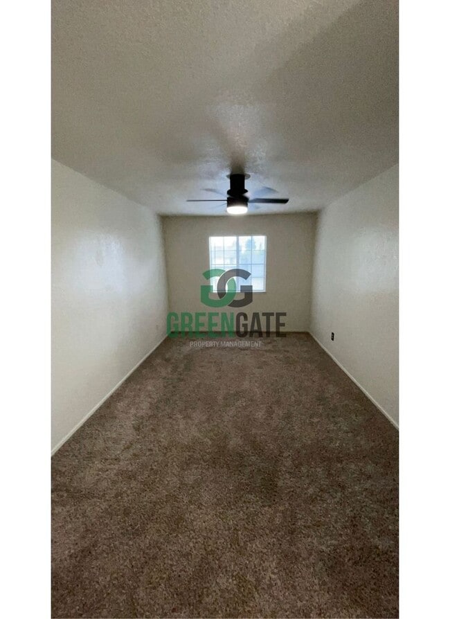 Building Photo - 3517 Woodglen Dr