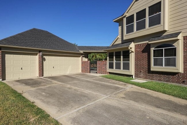Building Photo - 12418 Lago Bend Ln