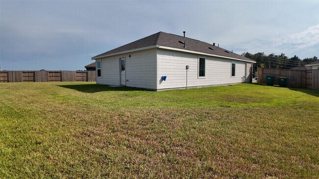 Building Photo - 21307 Bianchi Ct