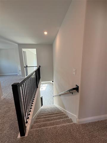 Building Photo - 507 Parrino pkwy