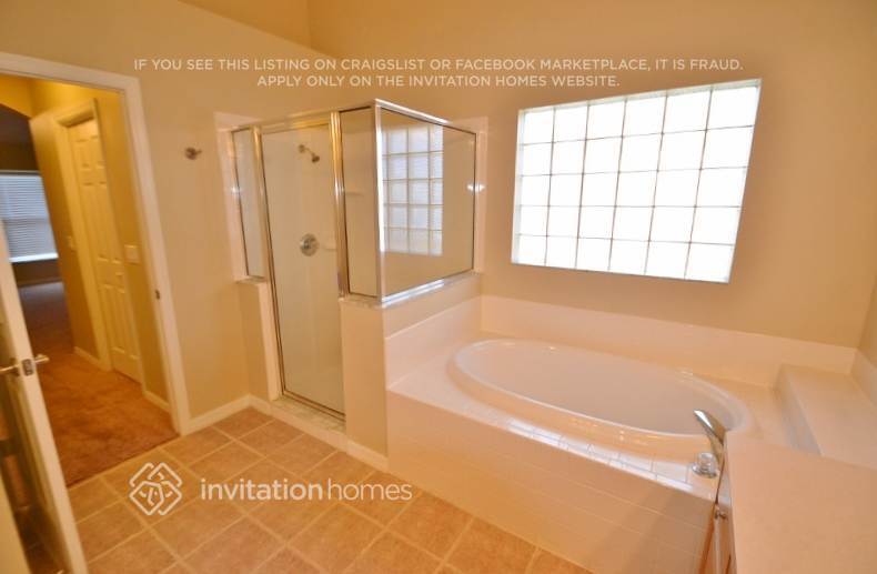 Building Photo - 10226 Timberland Point Dr