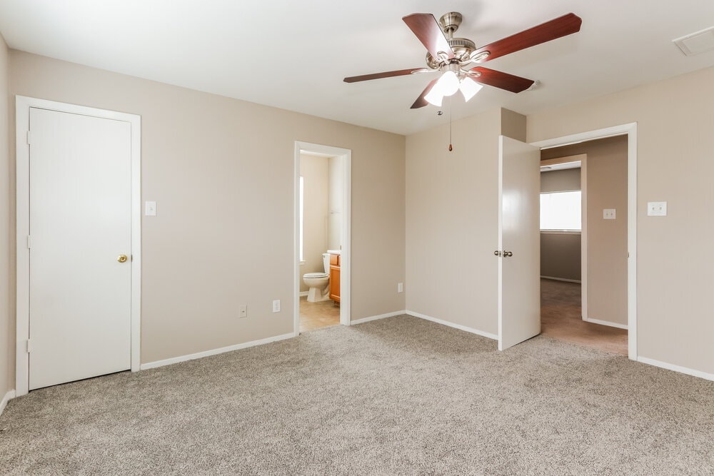 Building Photo - 1671 Nichole Woods Dr