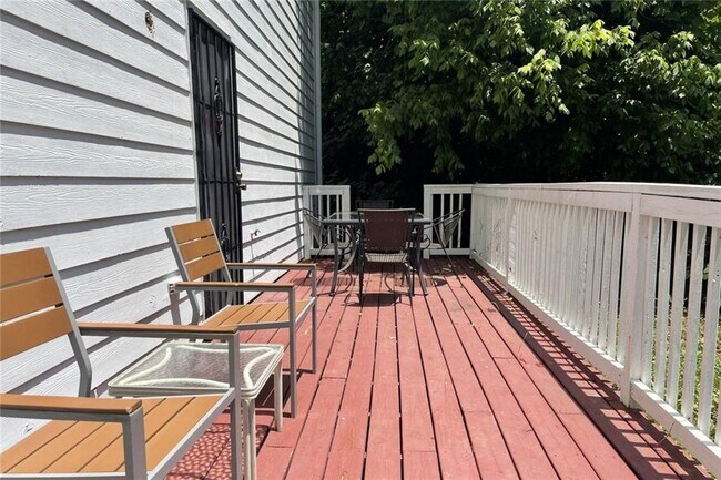 Building Photo - 64 Moury Ave SE