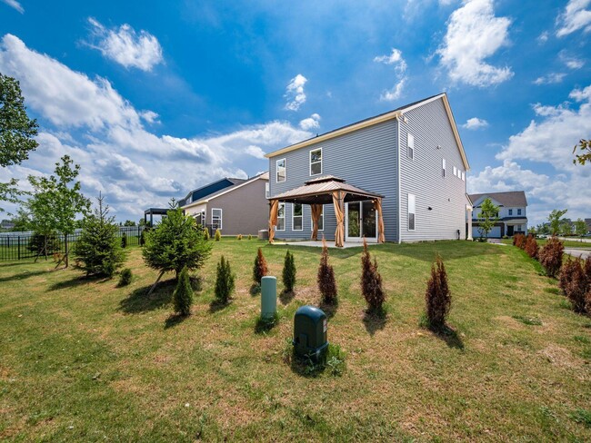 Building Photo - 7233 Celebration Dr