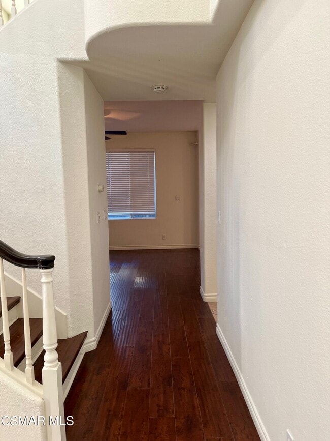 Building Photo - 658 Avenida Magdalena